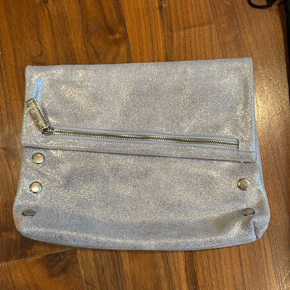 Hammit Silver Leather VIP Crossbody Clutch Shoulder Bag - Picture 2 of 13